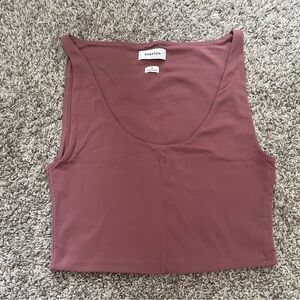 Aritzia Babaton Muscle Crop Top